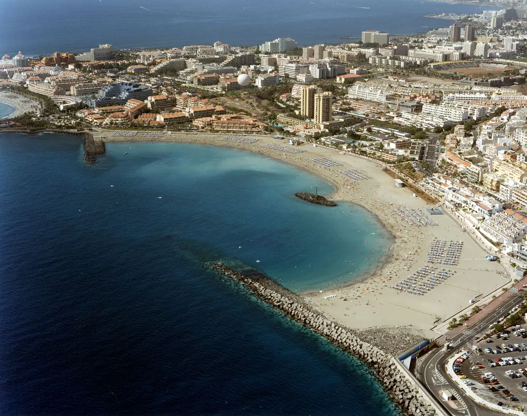 Playa De Las Vistas Arona Isla De Tenerife Diariosur Es