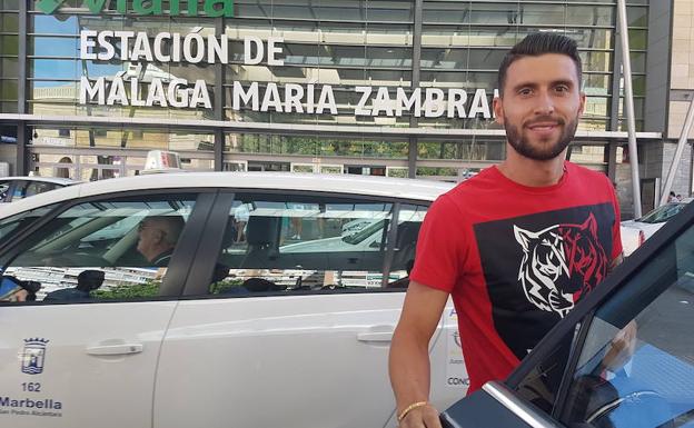 Borja Bastón, en la estación María Zambrano