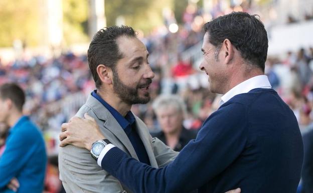 Pablo Machín y Fernando Hierro, la campaña anterior.