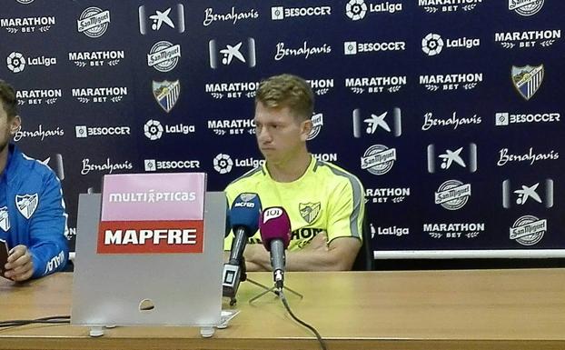 Rolón, durante la rueda de prensa./SUR