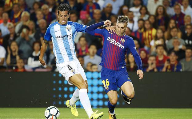 Luis Hernández, en el Camp Nou. /EFE