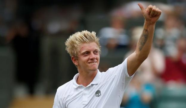 Davidovich celebra su título en Wimbledon.