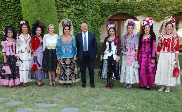 Las Damas Goyescas