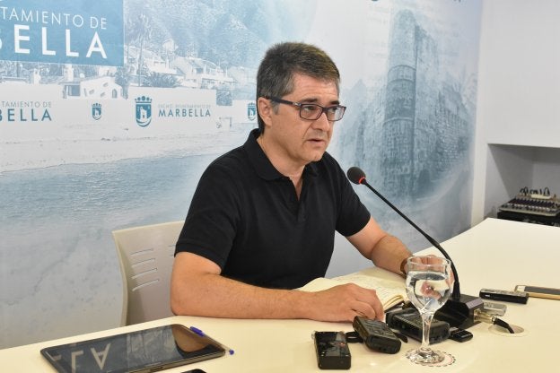 El portavoz del equipo de gobierno, Javier Porcuna, ayer, en la sala de prensa del Ayuntamiento.
