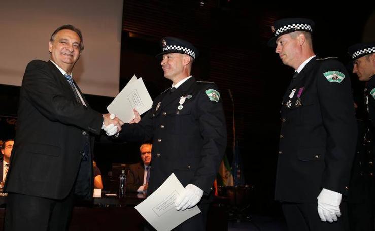 Fotos de las distinciones del 175 aniversario de la Policía Local