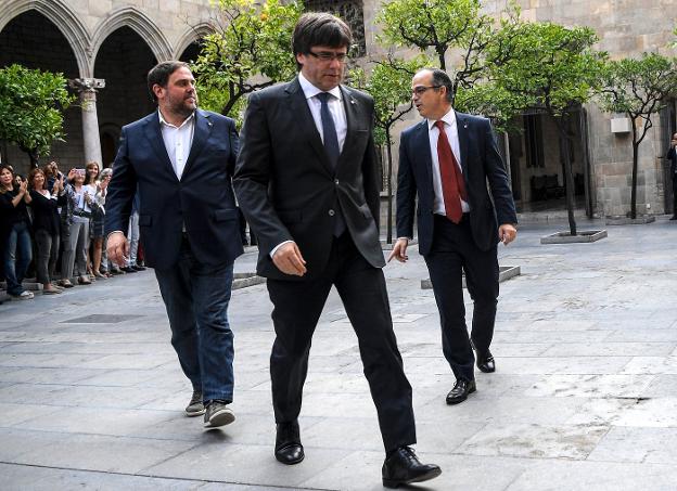 Cataluña afronta las horas decisivas para la independencia