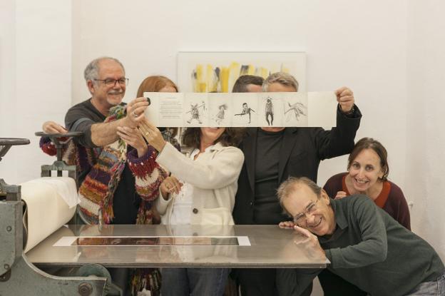 Los artífices de 'Los ángeles nómadas'. :: martín de arriba/