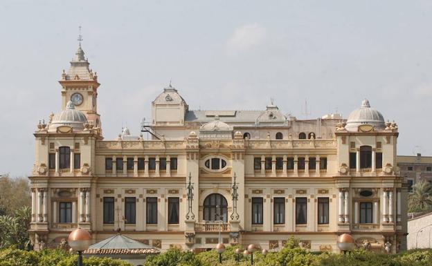 El Ayuntamiento de Málaga reduce su deuda en 20 millones