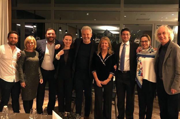 Ángeles Muñoz y la edil Chela Figueira, el viernes en la convención de Club Med en Samoens./SUR