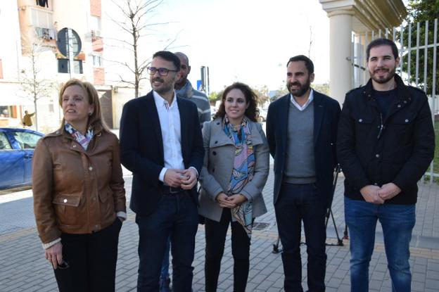 Begoña Medina, José Carlos Durán, Noelia Suárez, Daniel Pérez y Rafael Moreno Pozas, ayer. /SUR