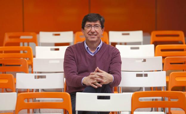 Marín, ayer tarde, en la sede de Ciudadanos en Málaga antes de la entrevista. /Álvaro Cabrera