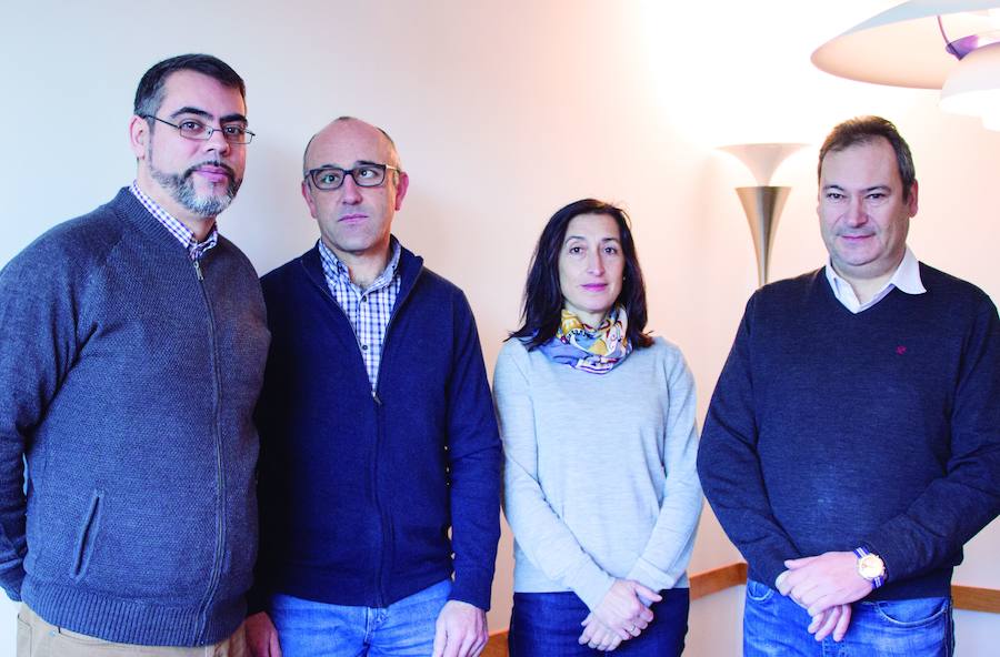 Parte del equipo de Construcciones T. Arjona.