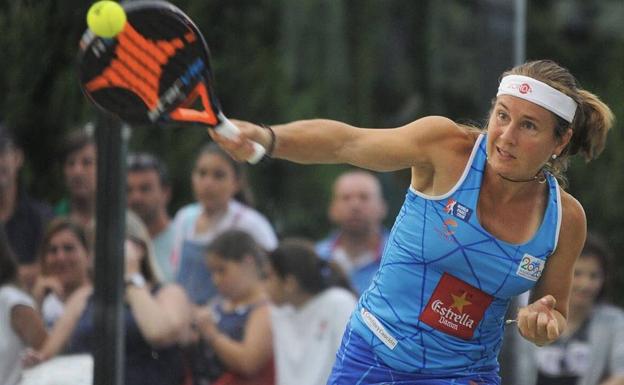 Carolina Navarro, una de las más veteranas del World Padel Tour.