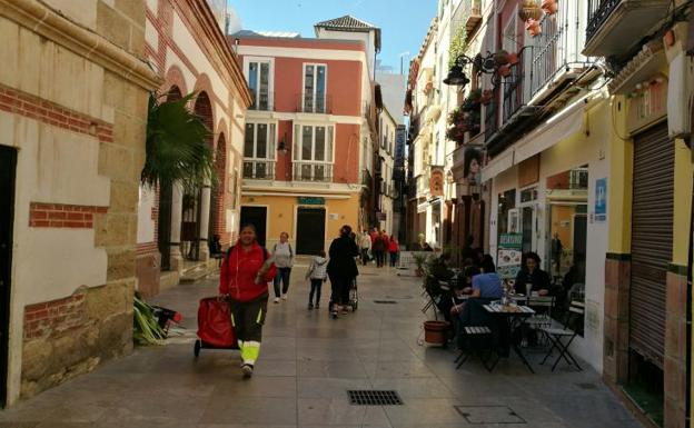 La plaza de los Mártires, donde vecinos y comerciantes protestan por los escándalos nocturnos./