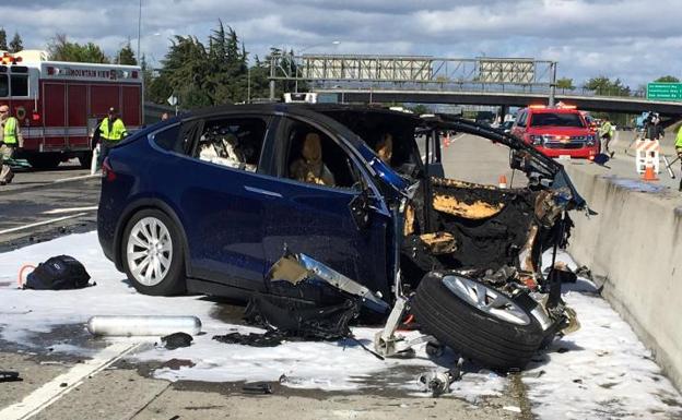 Accidente del Tesla en California./Reuters