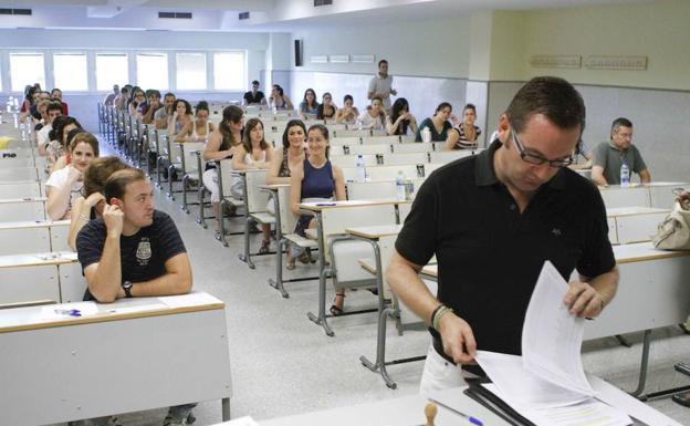 La Junta examinará en junio para 5.404 plazas de profesores