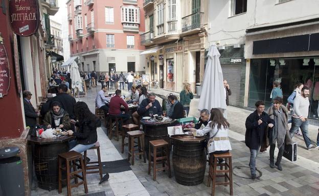 La declaración de ZAS también permitirá reducir el horario de las terrazas. /SUR