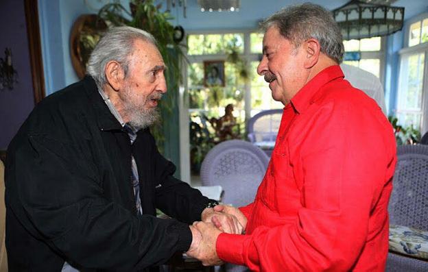 El expresidente brasileño con Fidel Castro, en La Habana. :: efe/