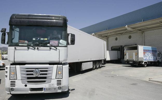 Las empresas logísticas prefieren instalarse en Málaga por las buenas comunicaciones y la posición central en la Costa del Sol. /SUR