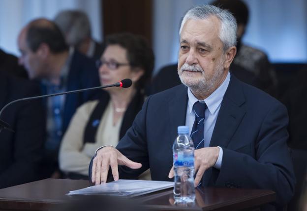 José Antonio Griñán, durante su declaración en la vista oral del juicio del 'caso ERE'. :: raúl caro. efe/