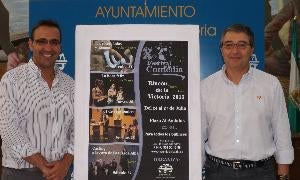 El edil de Cultura, Antonio José Martín, y el alcalde rinconero, Francisco Salado, en la presentación. / E. CABEZAS/