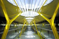 La nueva ubicación de Iberia en Barajas acortará el tiempo del viaje de 60.000 pasajeros cada día/