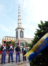 RECUERDO. Monumento de la plaza de la Merced. / CARLOS MORET/