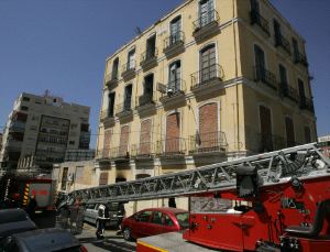 FUEGO. Se produjo en este edificio. / ANTONIO SALAS/