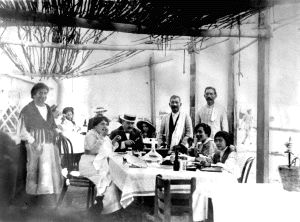 TRADICIÓN. Los espetos de Miguel ya gozaban de gran reputación allá por los años veinte./