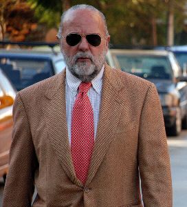 ESTILO PROPIO. García-Arreciado, llegando a Delegación. / SKN/