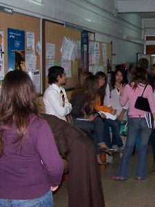 Alumnos en el Campus. / SUR/