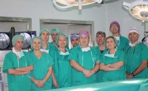 Los avances habidos en el campo de la cirugía de rodilla permiten solucionar cada vez más dolencias de los pacientes. :: SUR/