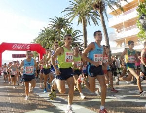 Participantes en la Carrera Urbana de Nerja. ::
JOSÉ DE NERJA/