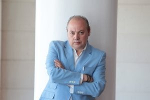 Taján, en la sede del Instituto Municipal del Libro. ::
ANTONIO SALAS/