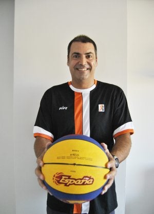 Hierrezuelo, en su domicilio. ::
JAIME GALLARDO/