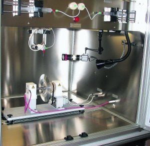 Dispositivo utilizado por Yflow para la aplicación de campos eléctricos. ::
SUR/