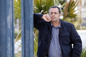 Antonio Báez compagina su labor como docente con la narrativa y el blog Cuentos de Barro. :: Antonio Salas/