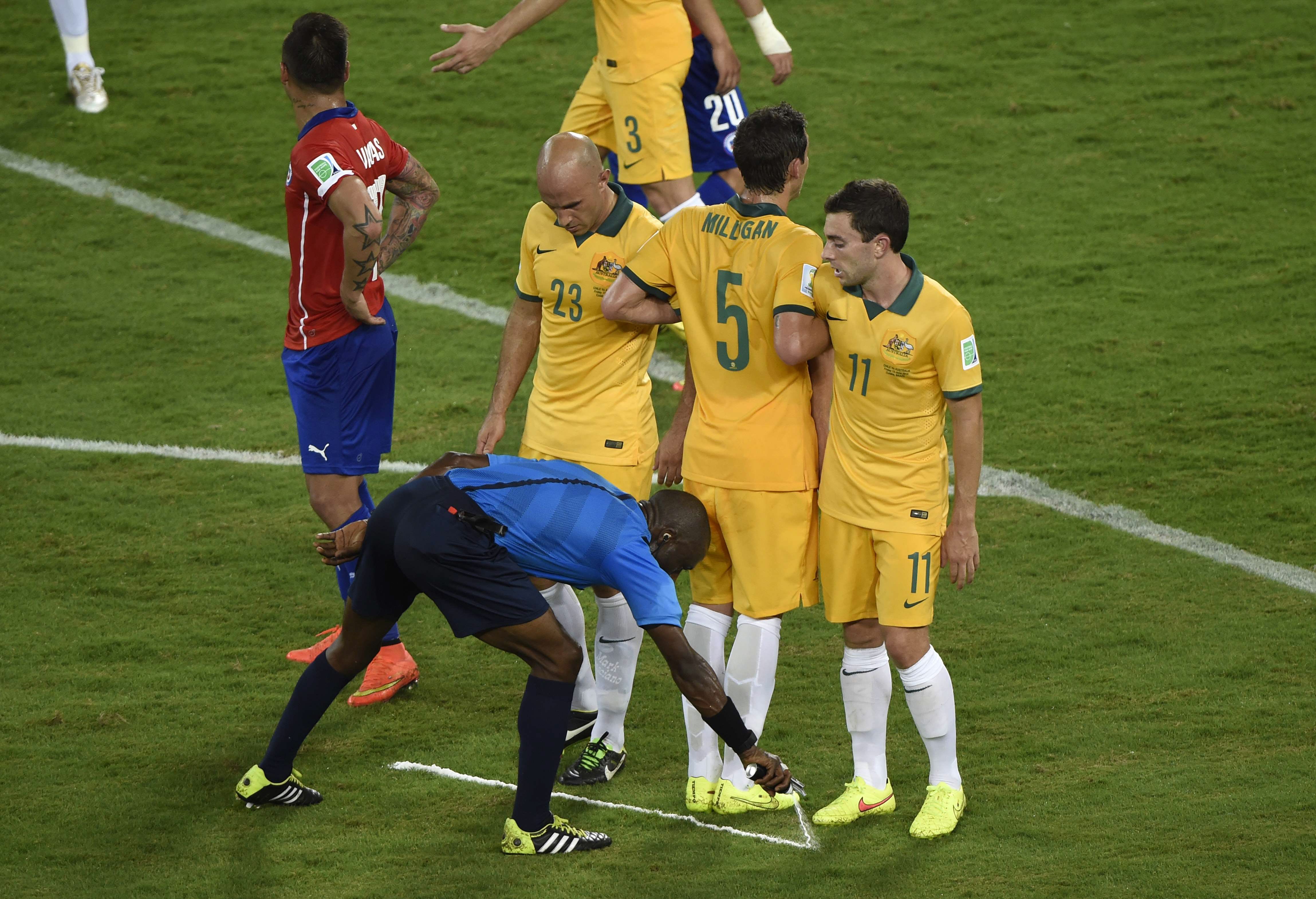 Australia y Chile se enfrentan en Brasil