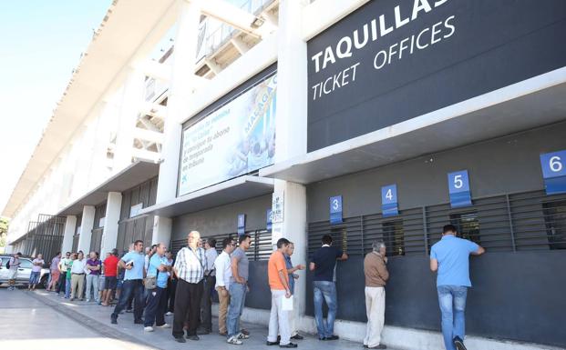 El Málaga alcanza los 15.000 socios