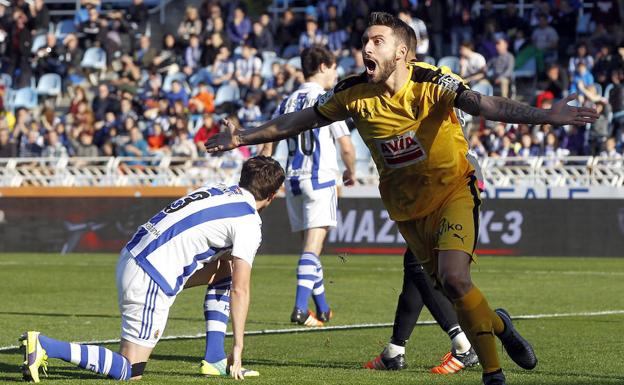 Míchel y Arnau ‘se conforman’ con un delantero centro