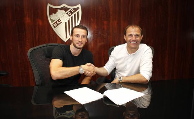 Baysse firma y el Espanyol comienza a impacientarse por Roberto