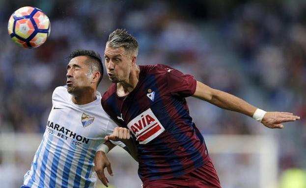 Charles se marcha al Eibar
