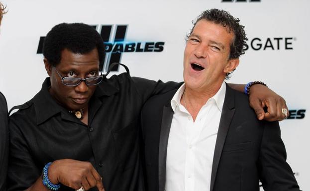 Antonio Banderas quiere contagiar su malaguismo a Tom Hanks y Wesley Snipes