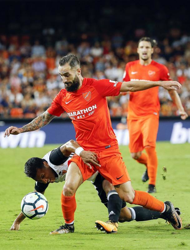 El partido Valencia-Málaga, en fotos