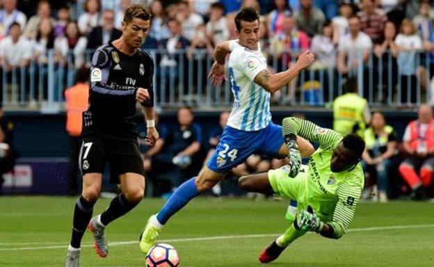 El árbitro que pitará el Real Madrid-Málaga será el del 2-0 al Barcelona