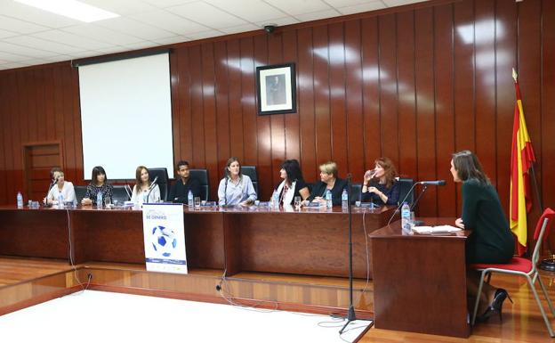 Adriana: «Los comentarios llegaron cuando empecé a jugar al fútbol con niñas»