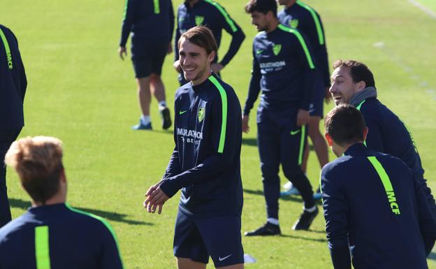 El Málaga ya dobla la defensa