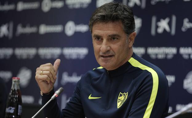 Míchel: «Lo fácil sería despedir al entrenador, pero el club está trabajando en reformar la plantilla»