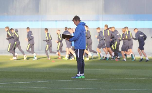 José González toma el mando de la plantilla