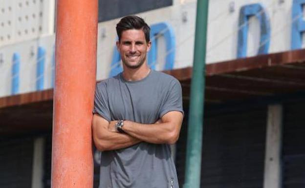 Adrián, baja para tres o cuatro semanas